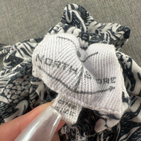 North Shore Sun Dress One Size Pineapples Scoop Neck Adjustable Straps Rayon - Picture 7 of 11